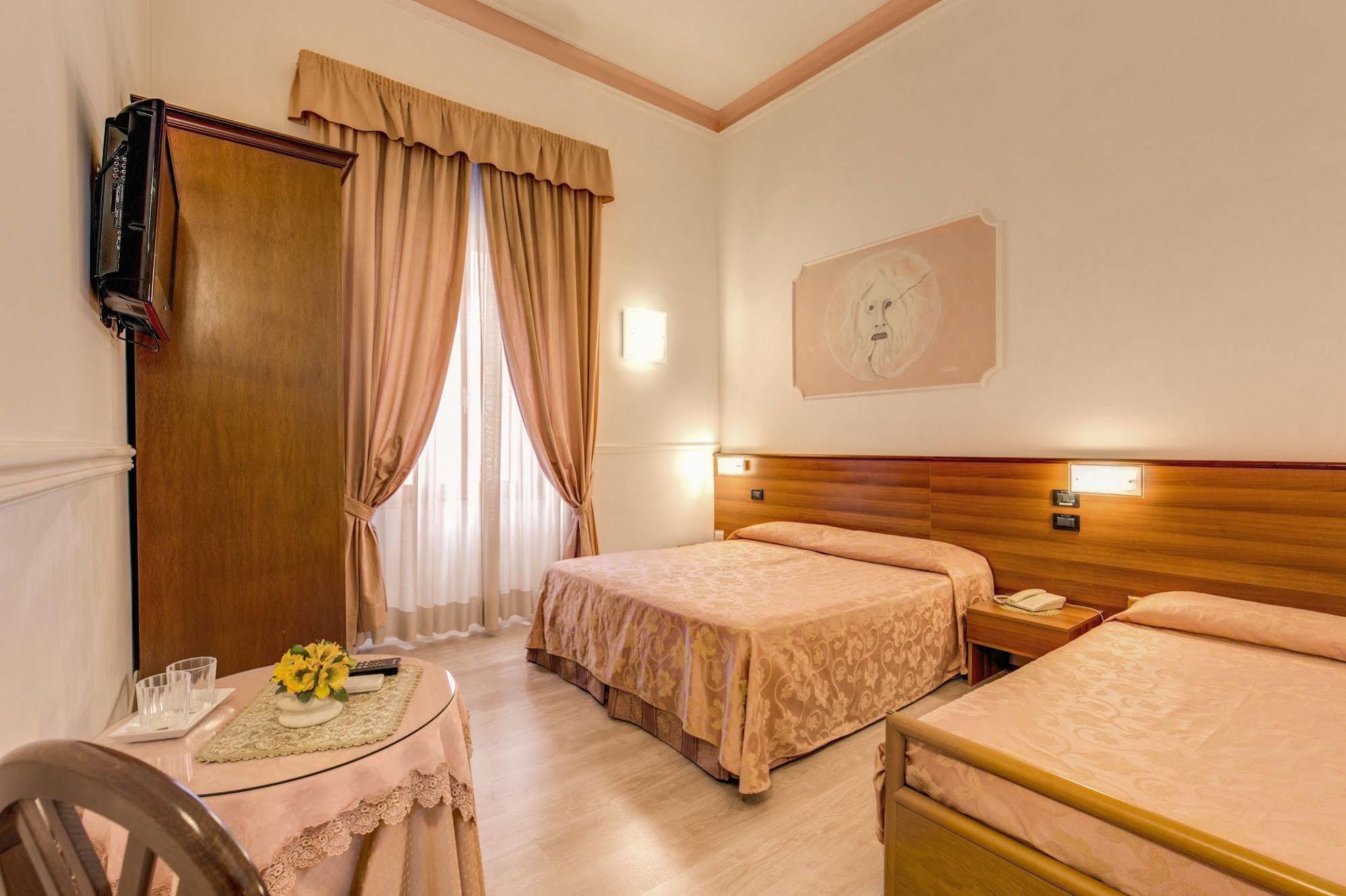 Hotel Martini Róma Kültér fotó
