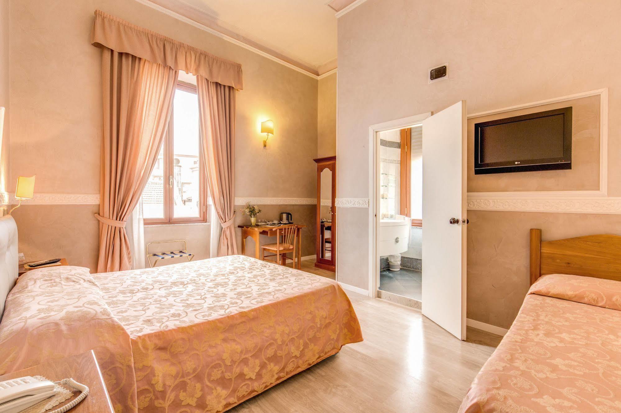 Hotel Martini Róma Kültér fotó
